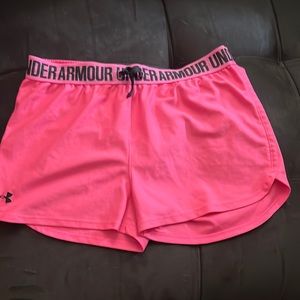 women’s underarmor shorts